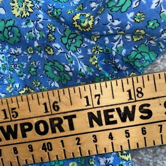 J. Crew "Ditsy" floral button up blouse Size XS - Picture 11 of 11